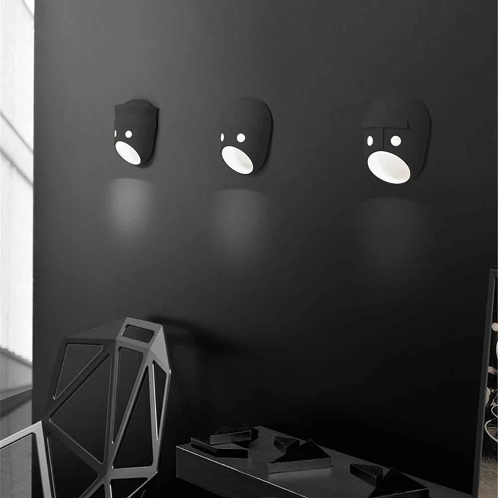 Простой современный настенный светильник креативный дизайнерский для спальни