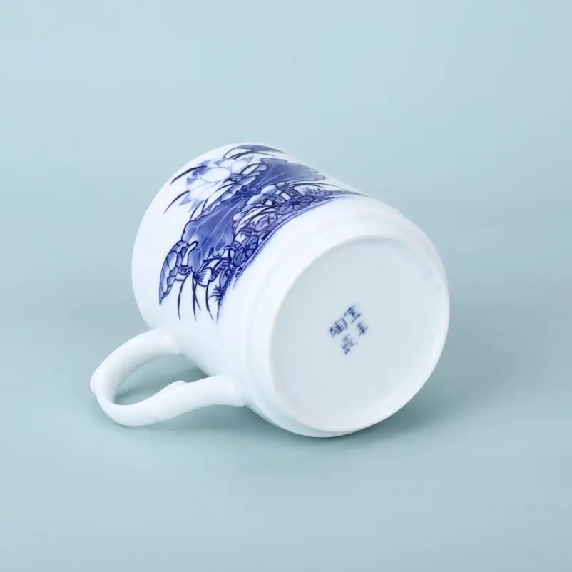 Hand Painted Blue And White Porcelain Cup With Lid Ceramic Office Thin Edge Translucent Mug Classical Oriental 330ML | Дом и сад