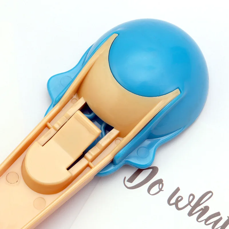 

Plastic Ice Cream Spoon Dig Ice Cream Ball Watermelon Meat Digging Fruit Digging Spherical Shape Tools