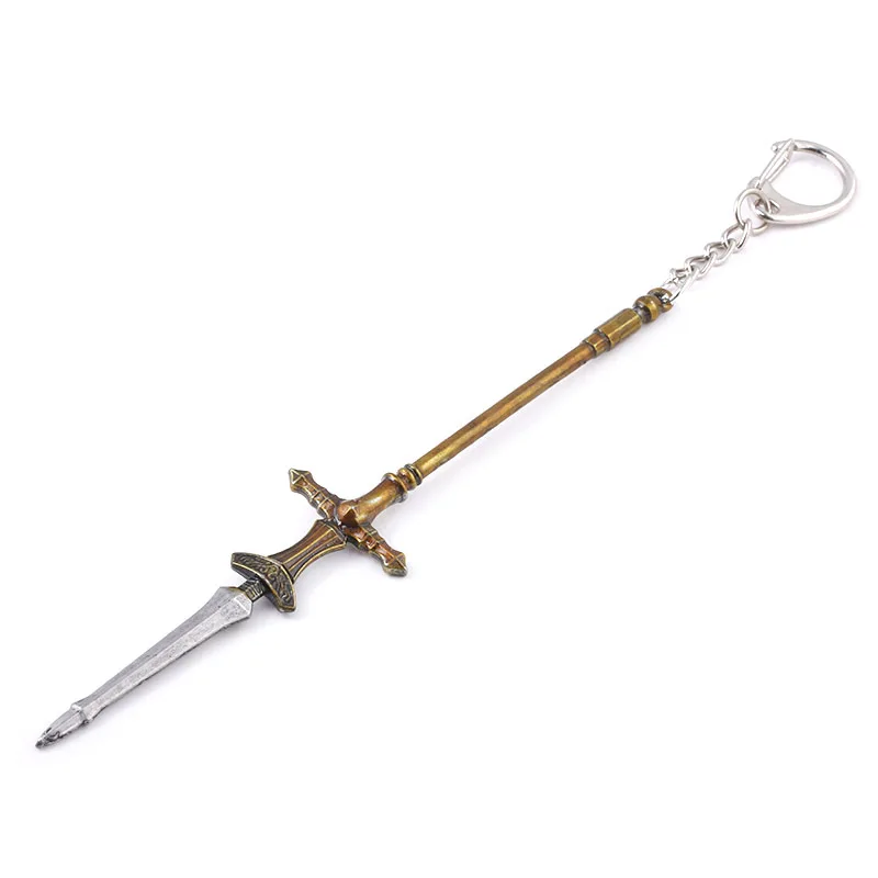 Cosplay Dark Souls Keychain Spear Slayer Ornstein weaponry Keyring Jewelry Hot Movie High Quality Metal pendant Gift for Men Fan