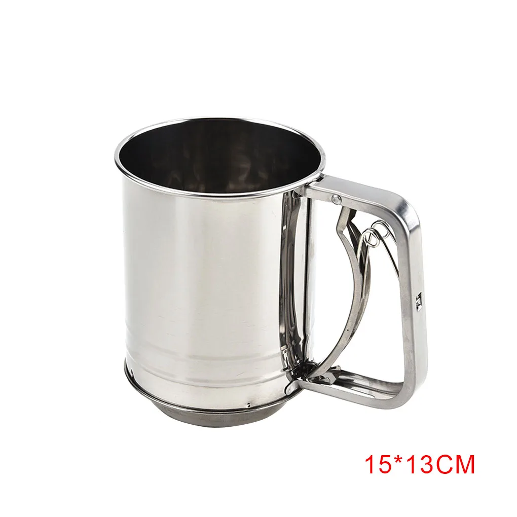 

Kitchen,Dining & Bar