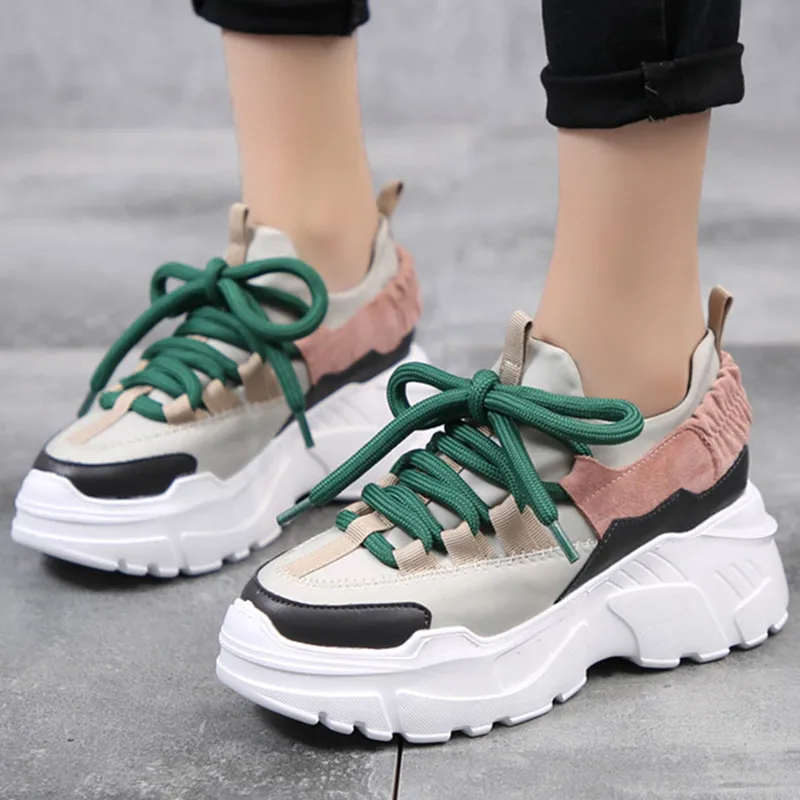 Женские кроссовки увеличивающие рост на толстой подошве дышащие шнурках легкие