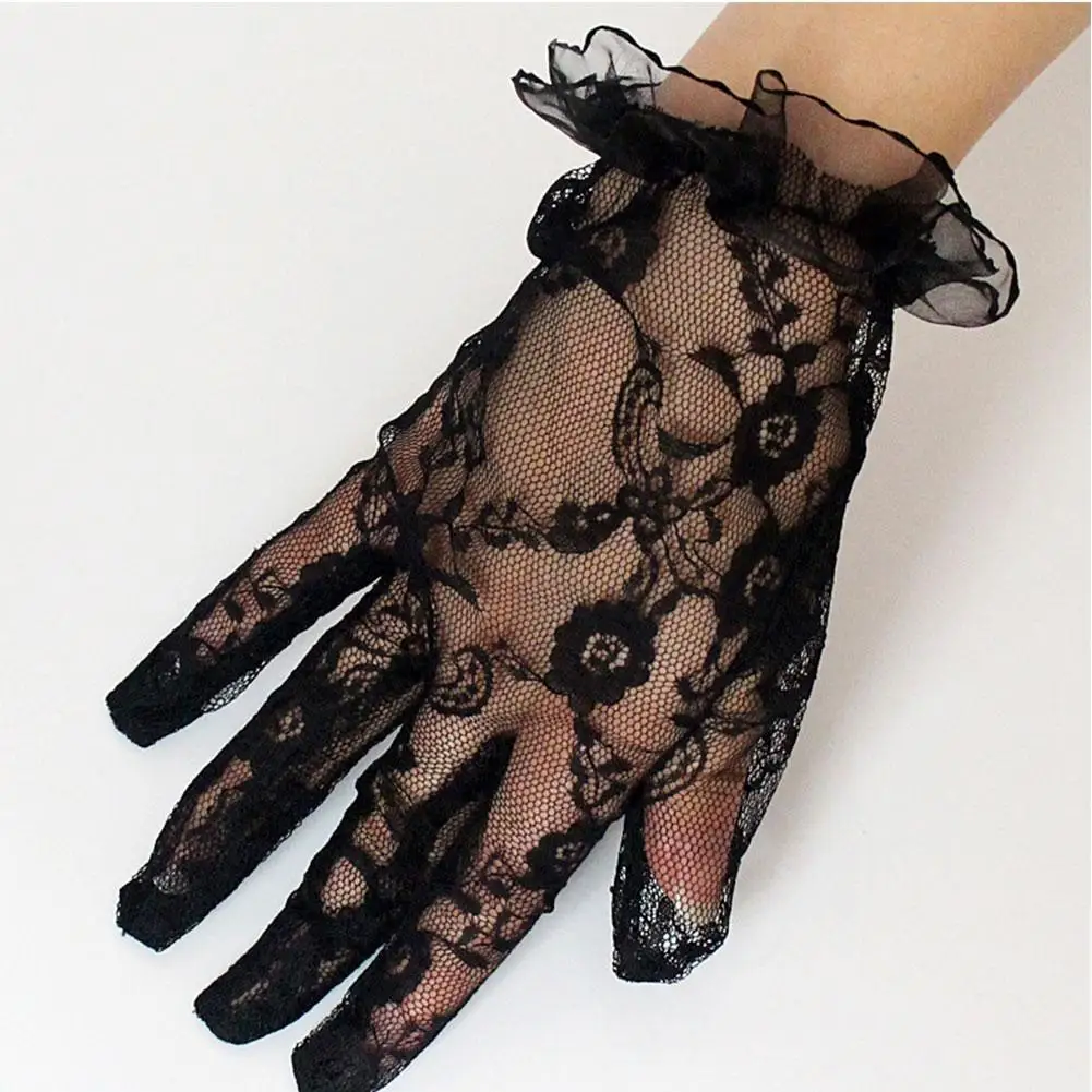 

Sexy Gloves Wrist Length Women Bride Black Lace Gloves Mittens For Party Sun Protection Accessories Driving Gloves Fashion