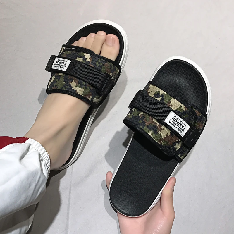 

2020 Summer Fashion Sandals EVA Massage Beach Slippers For Mens Flip Flops Casual lightweight Breathable Unisex Sandalias Hombre