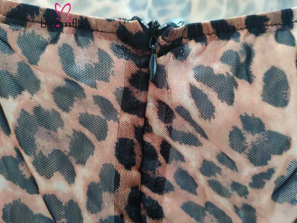 Летний сексуальный комбинезон с открытыми плечами и вырезом лодочкой Облегающий