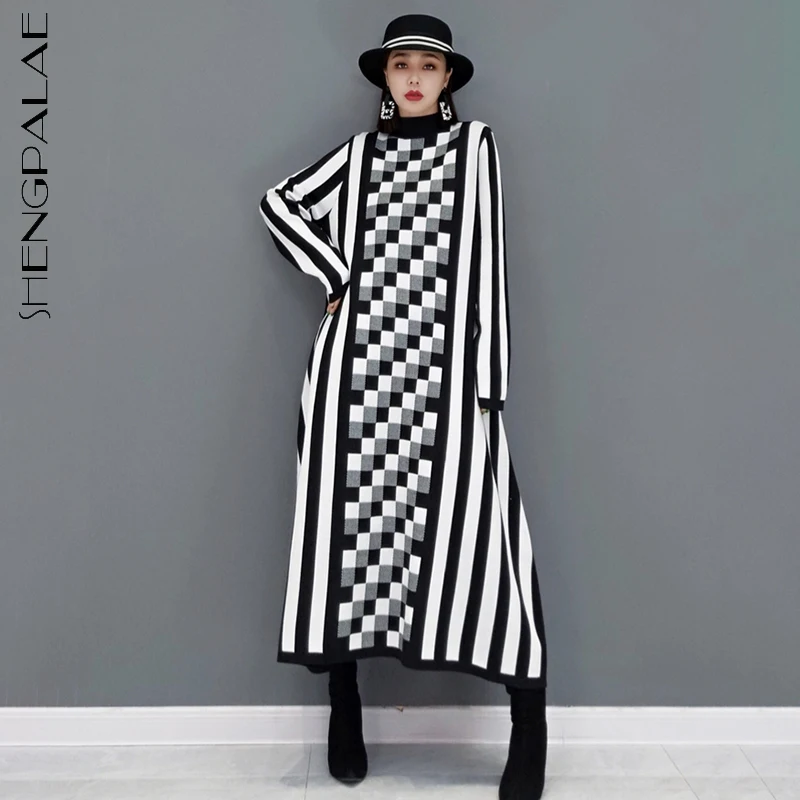 

SHENGPALAE Fashion Plaid Striped Knitted Derss Women's Autumn 2021 New Turtleneck Loose Long Sleeve Mid-calf Dresses Female