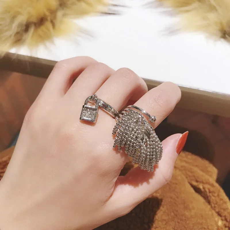 

Luxury Party Anniversary Brand Tassel Lock Rings for Women Men Inlay Adjustable Ring Famous Fashion Jewelry CRL079