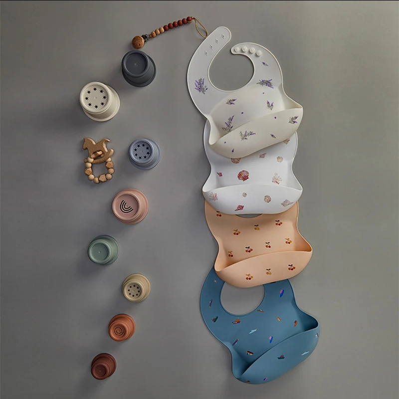 Детский съедобный мягкий силиконовый нагрудник регулируемый водонепроницаемый