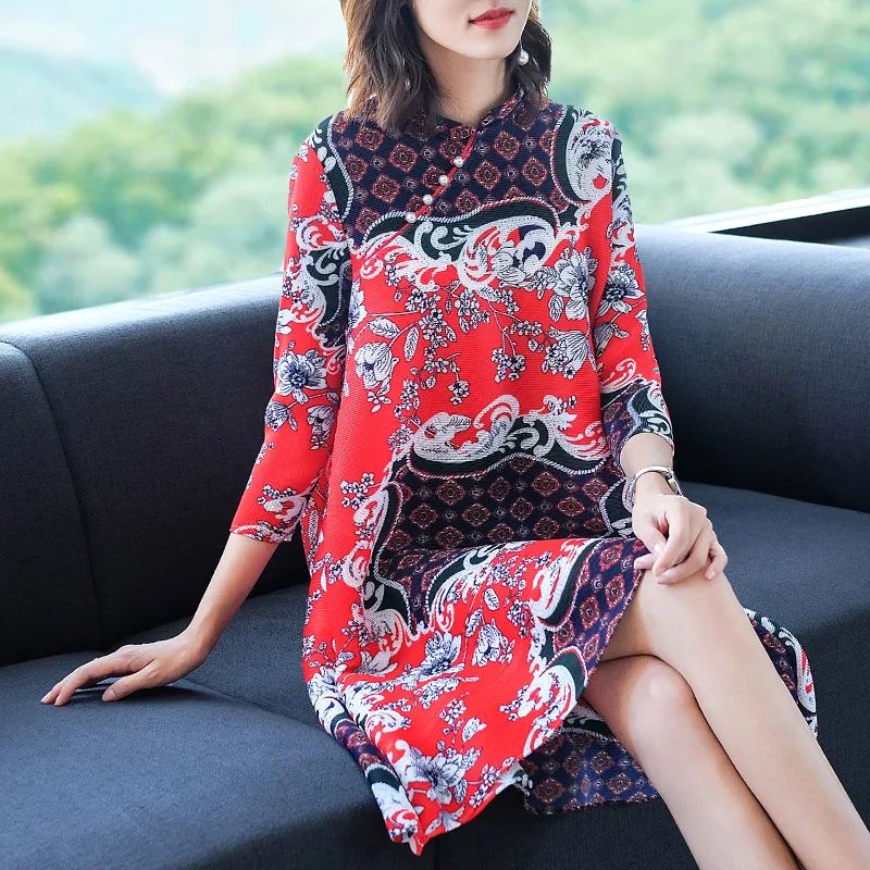 

Vintage Plus Size Dress Women Autumn Loose Stretch Miyake Pleats Printed A Line Knee Length Dress for women weight 45-75kg