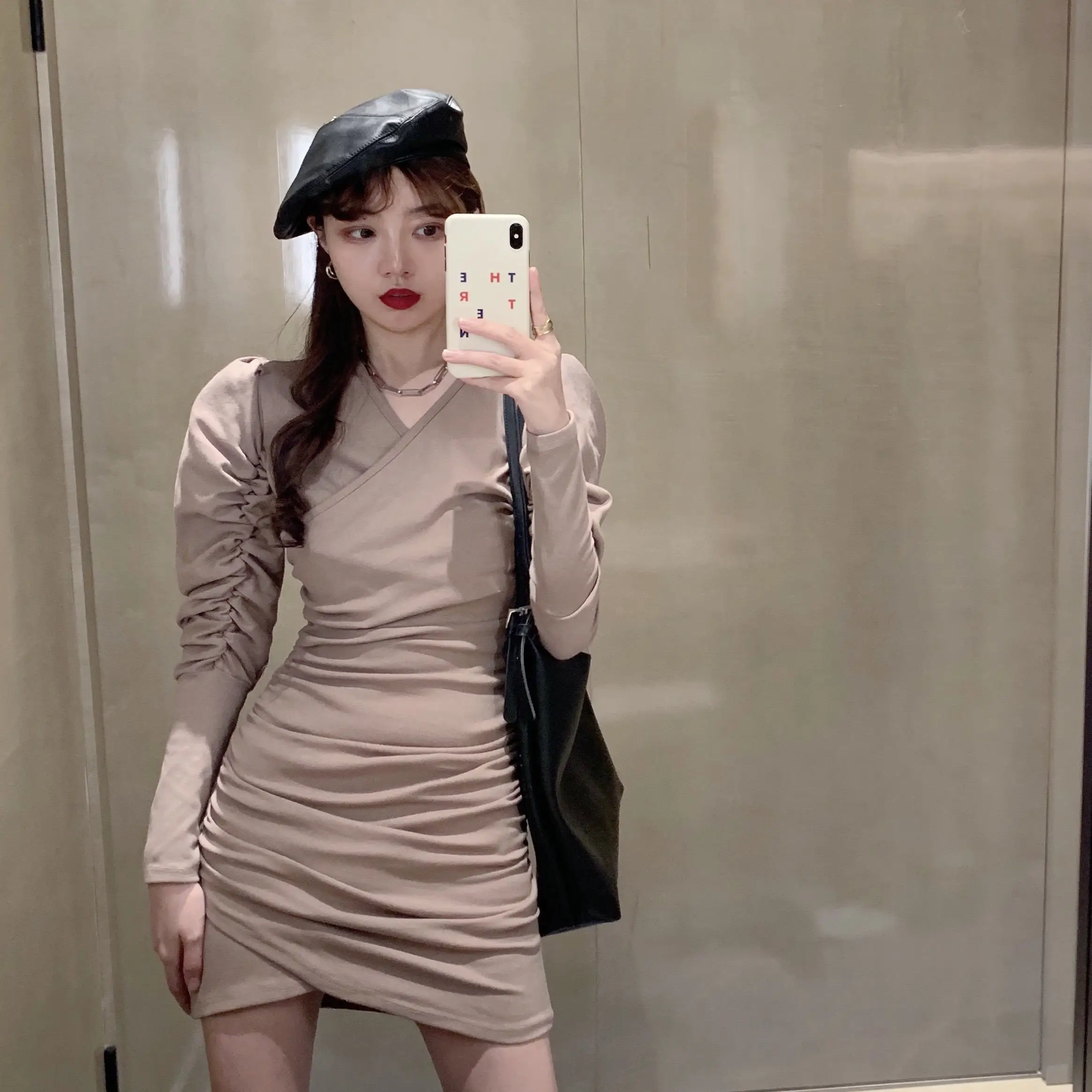 

Spring And Autumn Women's V-Neck Long-Sleeved Solid Color Tight Dress