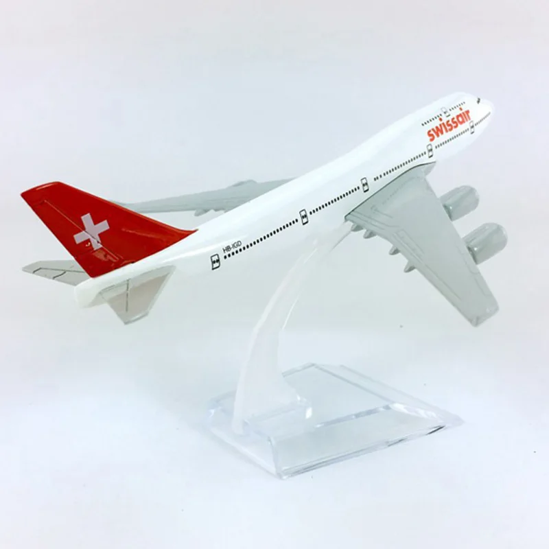 1/400 16 см весы Boeing B747 400 модель игрушки SWISS airlines SWISSAIR с базой airbus металлический сплав