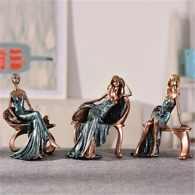 

Elegant Ballet Girls Miniature Figurine Sweet Poses Ballet Girl Cake Topper Resin Sculpture Model Collectible Christmas Ornament