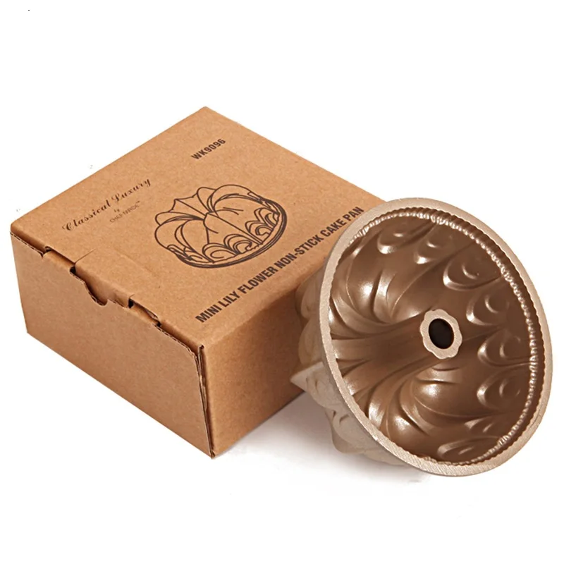 

Gold Mini Lily Flower Non-Stick Cake Pan