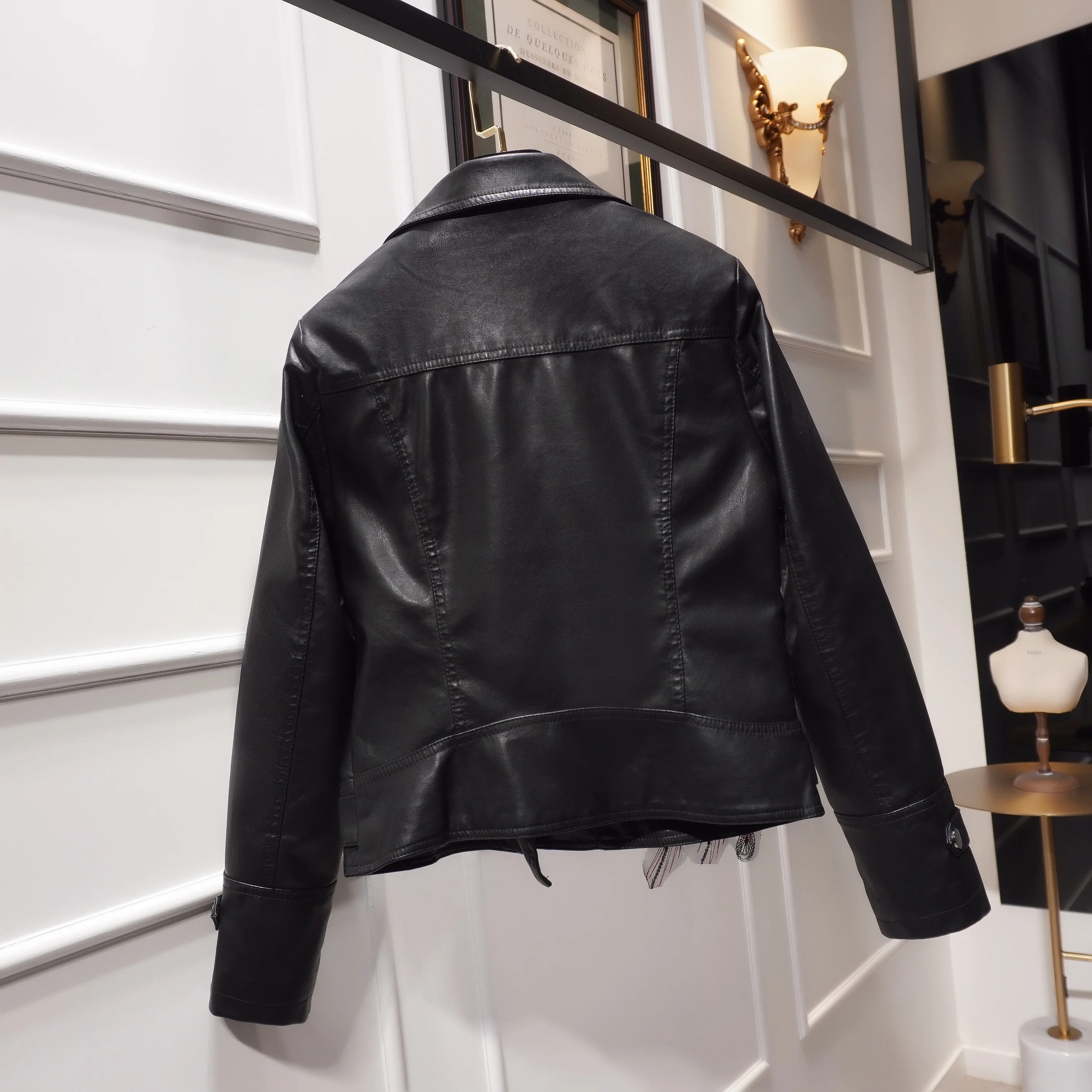 

Fashion Phoenix Embroidery Pu Leather Jacket Women Lures Zippers Diamonds Chic Short Slim Jacket Women Streetwear Oversize Tops