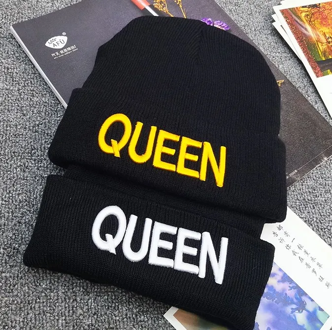 Фото Черная вязанная Повседневная зимняя модная шапка King queen Мужская и женская пара Черная вязанная Повседневная зимняя модная шапка King queen Мужская и женская пара