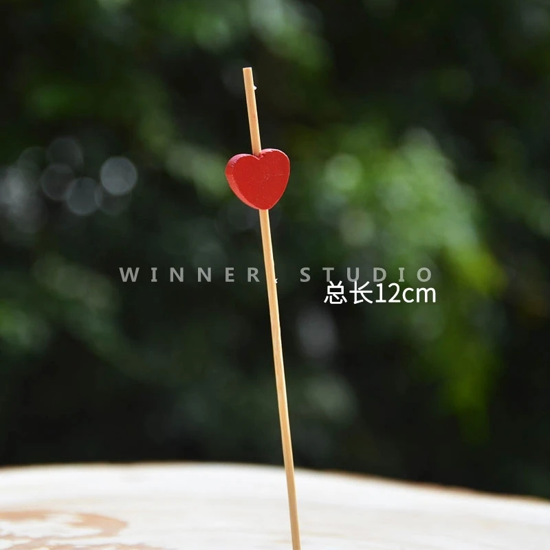 Коктейльные палочки в форме красного сердца для самостоятельной сборвечерние