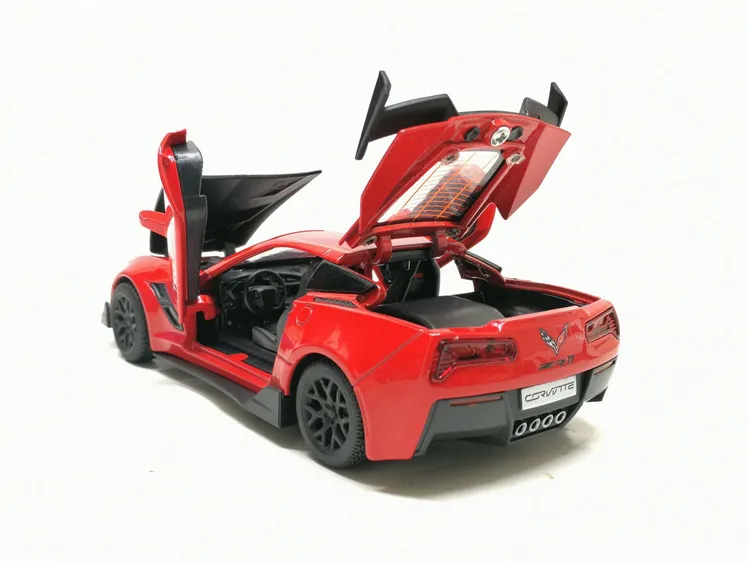 Модель машины 1:32 литье сплава автомобиля acoustooptic детская игрушка carSports