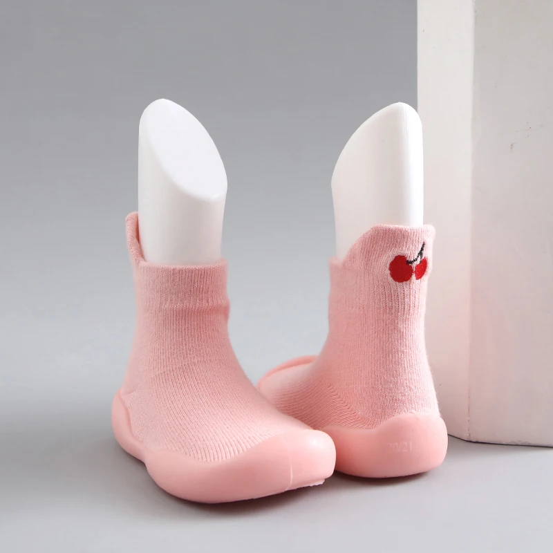 Нескользящие домашние тапочки для маленьких мальчиков и девочек однотонные