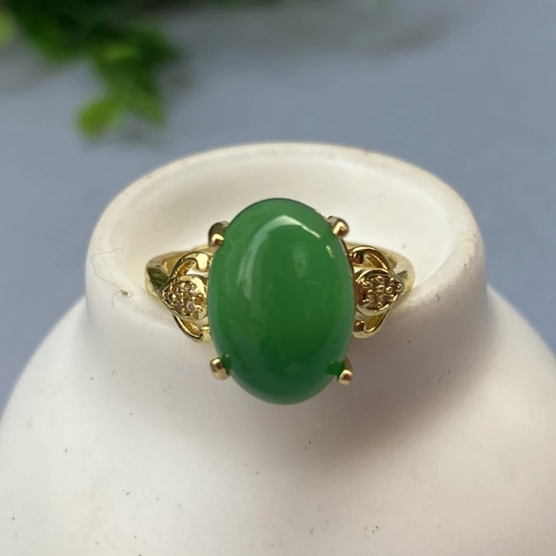 

Natural 925 silver inlaid green chalcedony vintage egg-shaped opening adjustable A goods ring