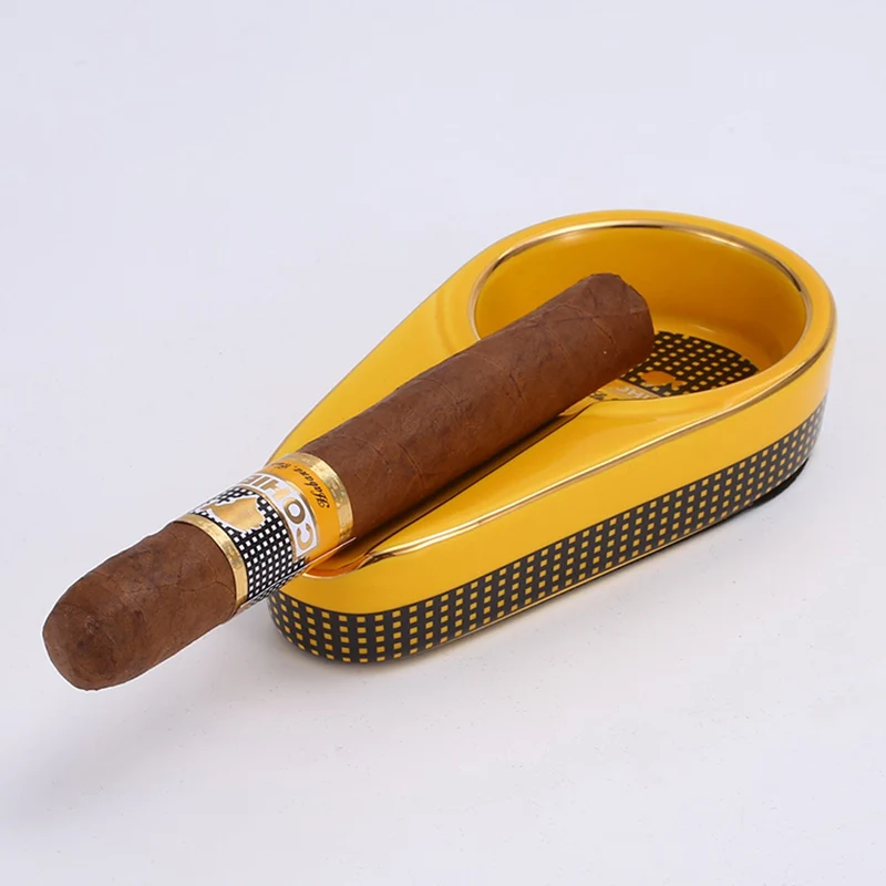 Керамическая пепельница для сигарет COHIBA круглая 4 цвета желтая подарочная