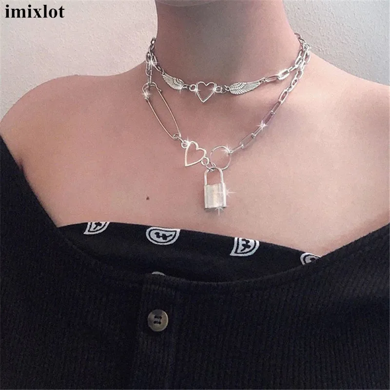 

Harajuku Hollow Out Heart Wing Lock Pins Pendant Necklace For Women Girl Punk Cool Vintage Safety Unique Choker Necklace Jewelry