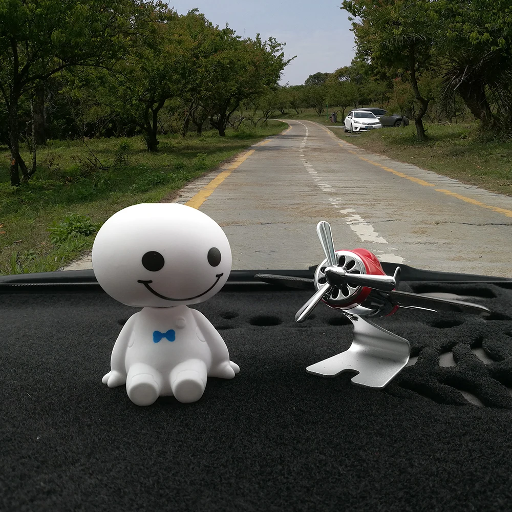 

Cartoon Plastic Baymax Robot Shaking Head Figure Car Ornaments Auto Interior Decorations Big Hero Doll Toys Ornament Accessories