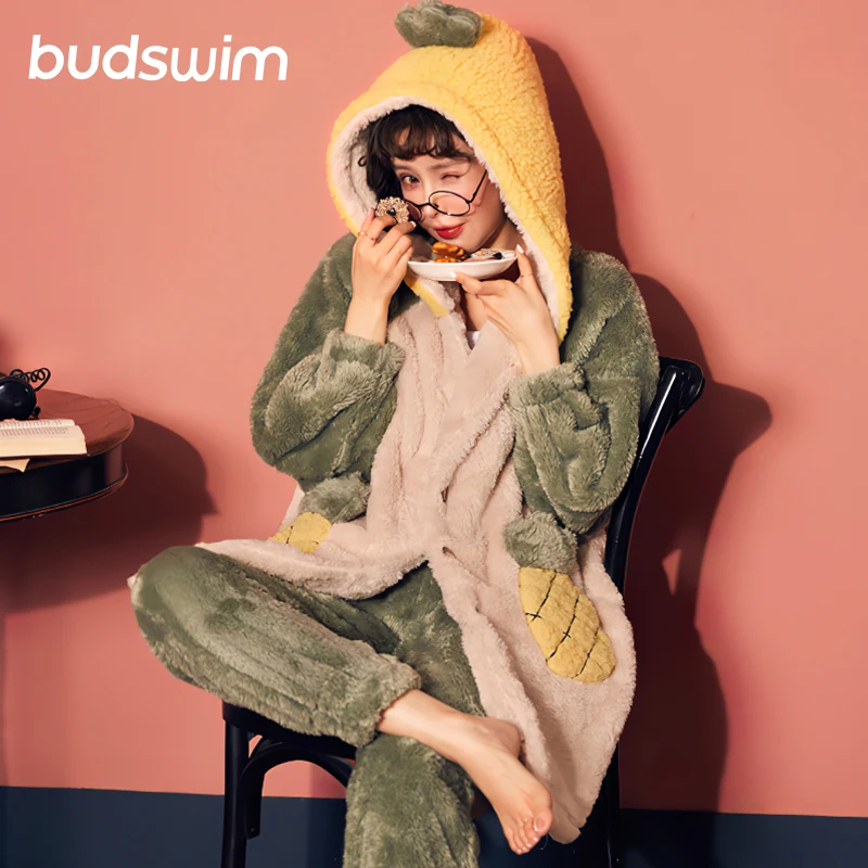 Зимняя женская пижама с капюшоном толстая фланелевая теплая длинным рукавом