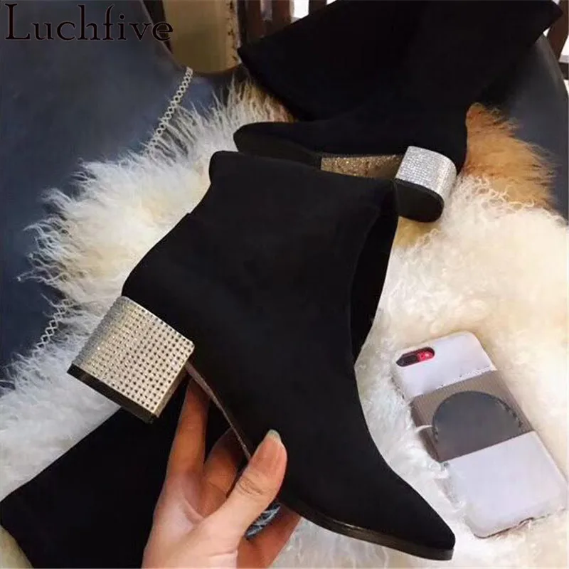 black of silver heel Женские ботинки на не сужающемся книзу массивном каблуке с шипами и жемчугом; пикантная обувь из эластичной ткани с острым носком; женские черные ботфорты на молнии; Botas Mujer - Цвет: black of silver heel