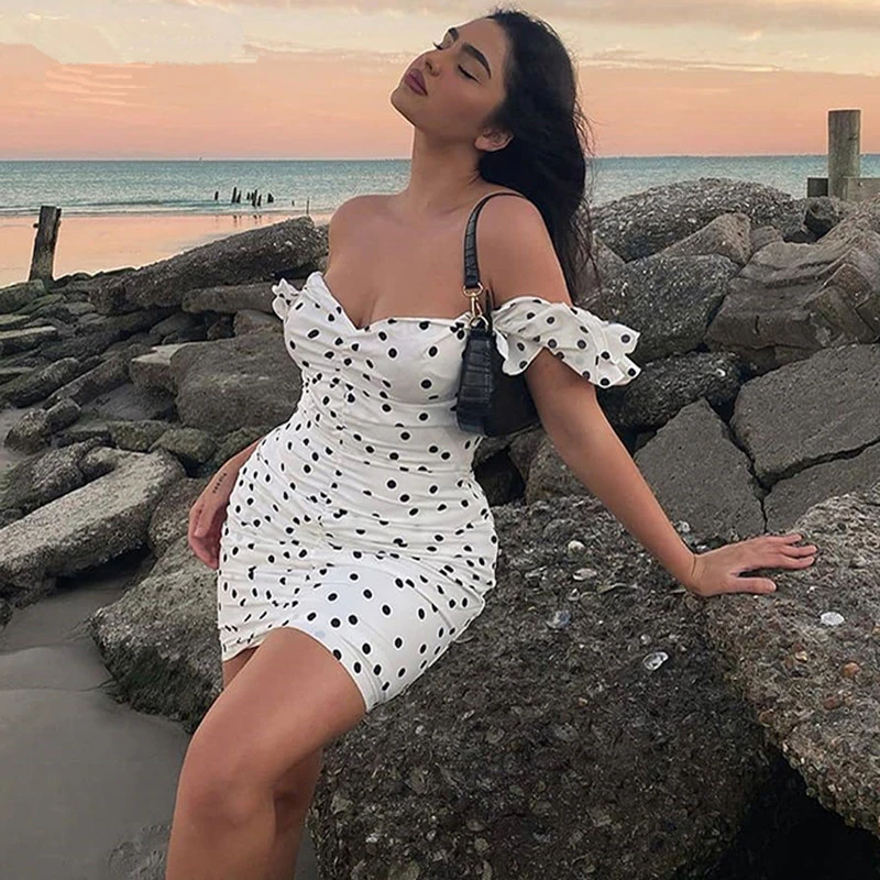 

Sexy Ruffles Polka Dot Dress Women Off Shoulder Boho Clubwear Party Dress Backless Sexy Summer Tank Dresses Vestido