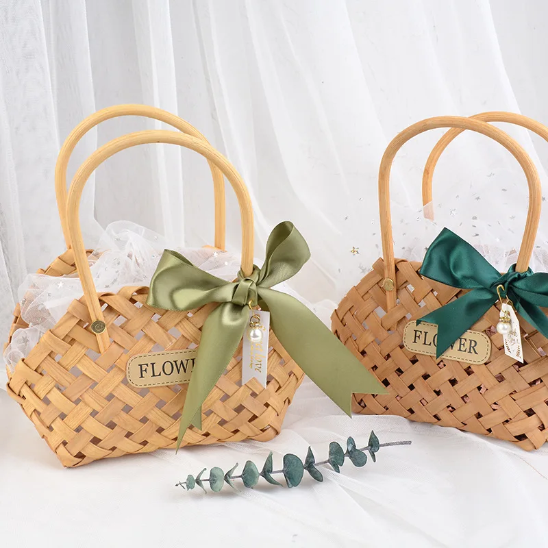 

Hand-made wood chip weaving flower shop flower arrangement basket accompanying hand gift basket baby's birthday gift box