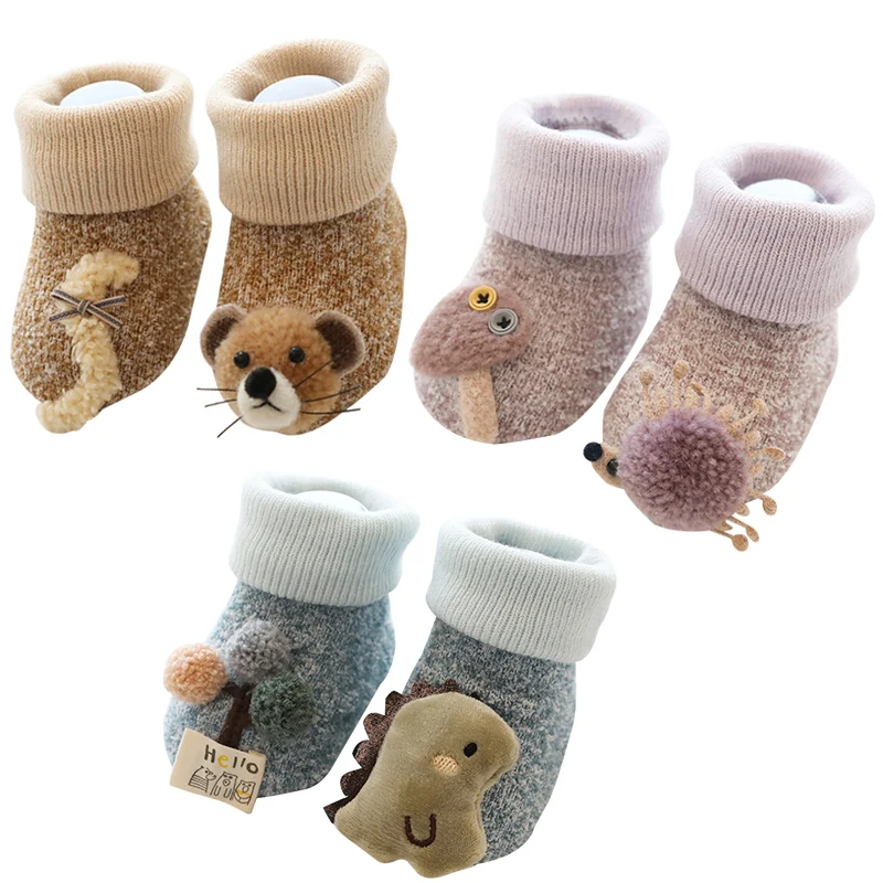 

Милые носки из кораллового флиса с мультяшным рисунком для новорожденных осенне-зимние носки средней длины бархатные утепленные пушистые ...
