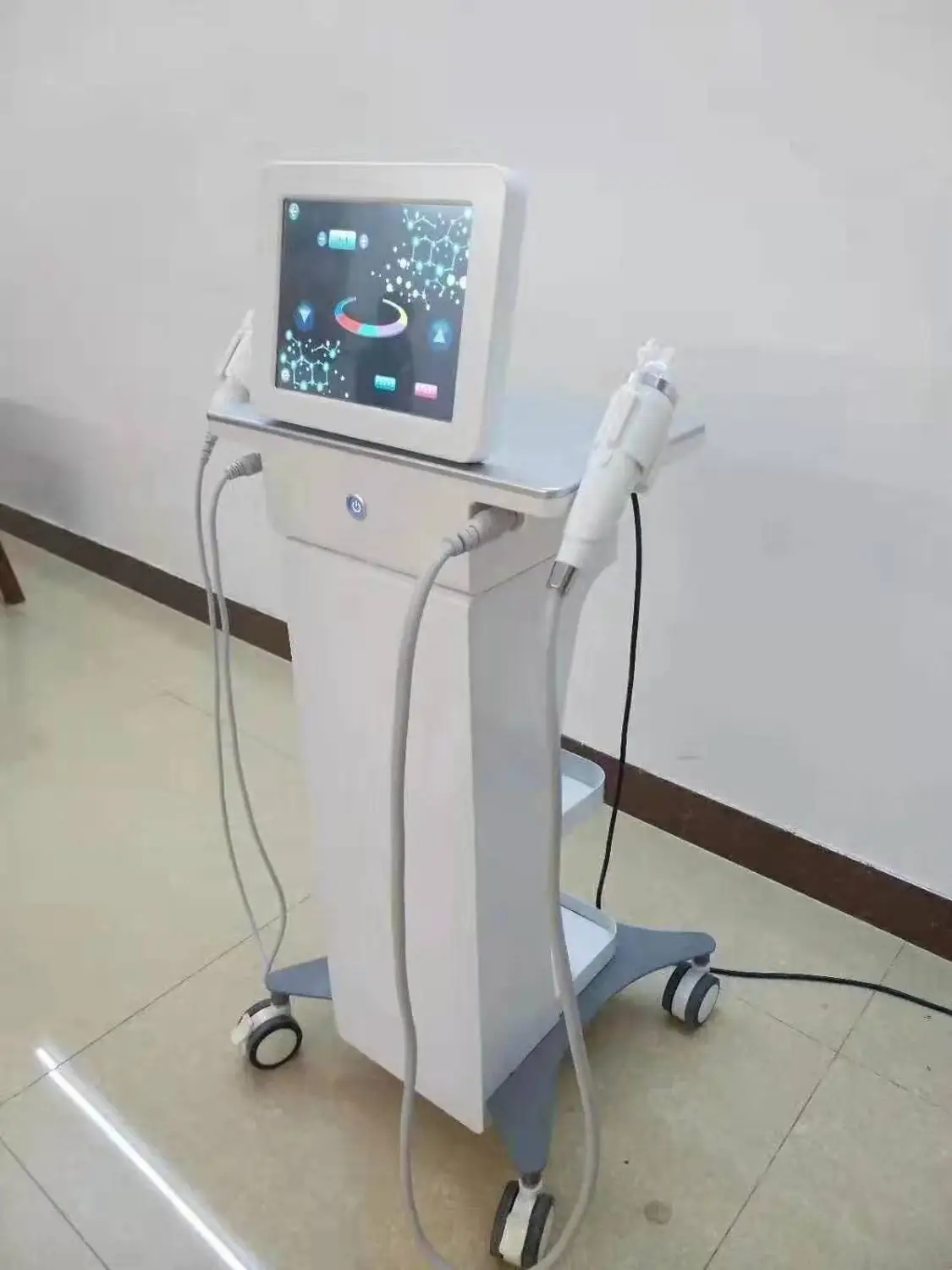 

Professional RF Fractional Microneedle Beauty Machine Anti-acne Skin Lifting Wrinkle Removal Beauty Equipment with Cold Hammer
