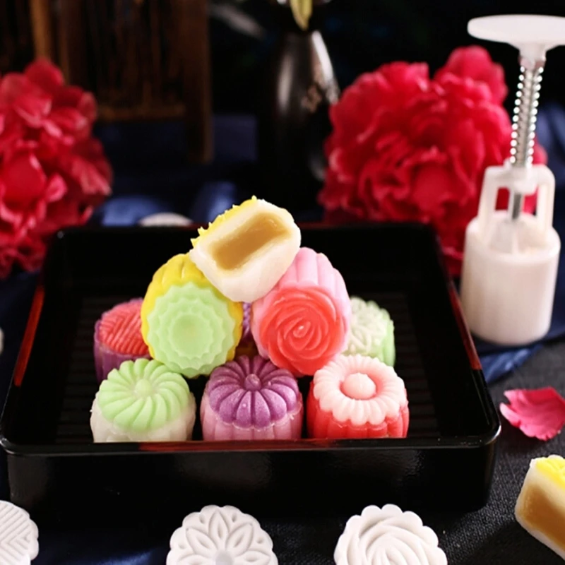 

Mooncake Mold 50g Cookie Cutter with 3D Flower Stamps Green Bean Pastry Mould