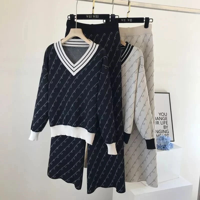 

Women V-Neck Knitted Striped Letter Printed Suits Patchwork Pullover Sweater Outfit Wide Leg Pants Sweatsuit Korean 2 Piece Sets