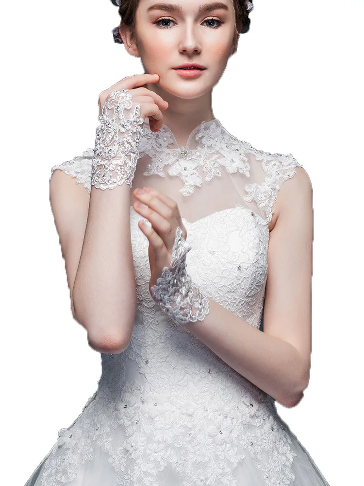 Свадебные перчатки без пальцев белые кружевные свадебные на запястье Короткие |