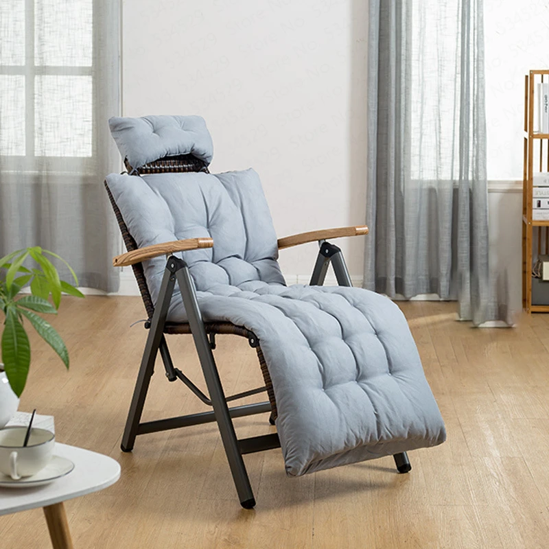 Уличное комнатное кресло качалка из ротанга с подушкой складное винтажные