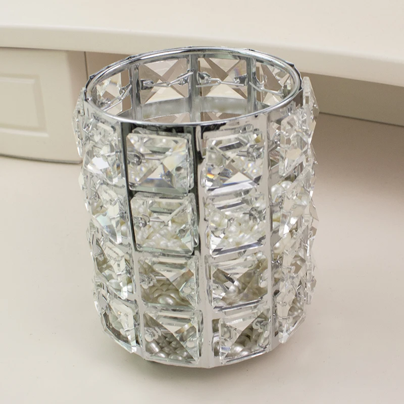 Американская цилиндрическая металлическая туба для хранения кистей макияжа