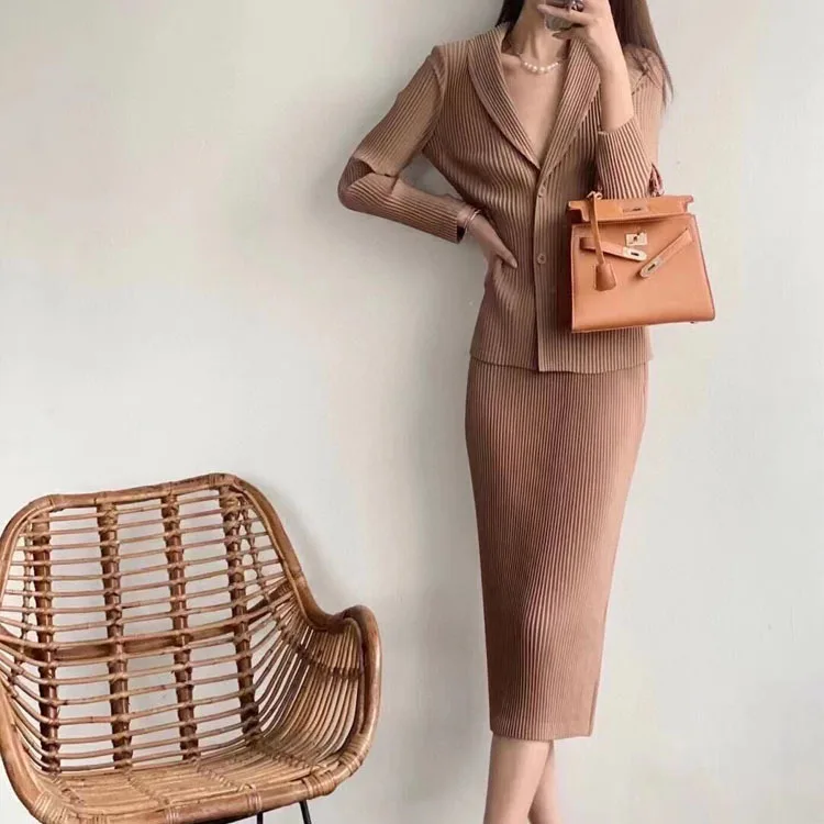 Changpleat autumn and winter women's professional suits Miyak fold Fashion solid color long-sleeved small suit + hip skirt suit