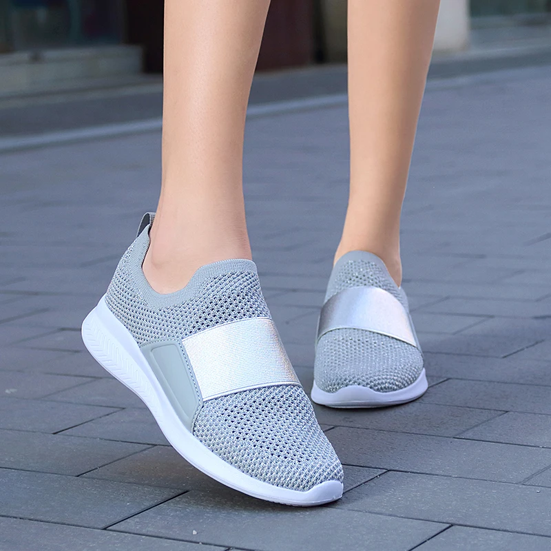 

2021 Summer New Women's Leisure Mesh Comfortable Mountaineering ShoesRunning Soft Sole Anti Slip Fashion Light Vulcanized Shoes