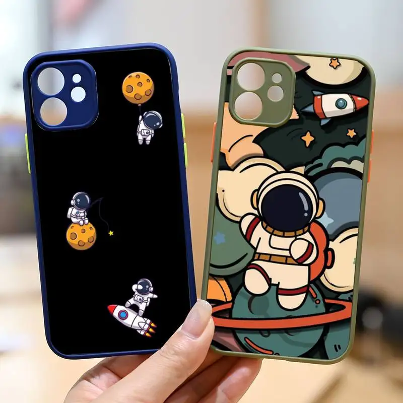 

Moon astronaut cute Phone Case for iphone 12 XS 11 pro max mini 7 8 6 6s plus SE2020 X XR Camera protection dark blue cases