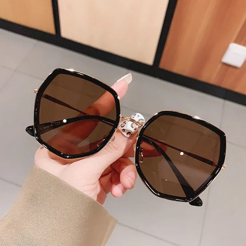 

Hot Sale Polygon Gradient Sunglasses For Women Vintage Irregular Oversize Frame Eyewear Trending Ladies Shades Pink Sun Glasses