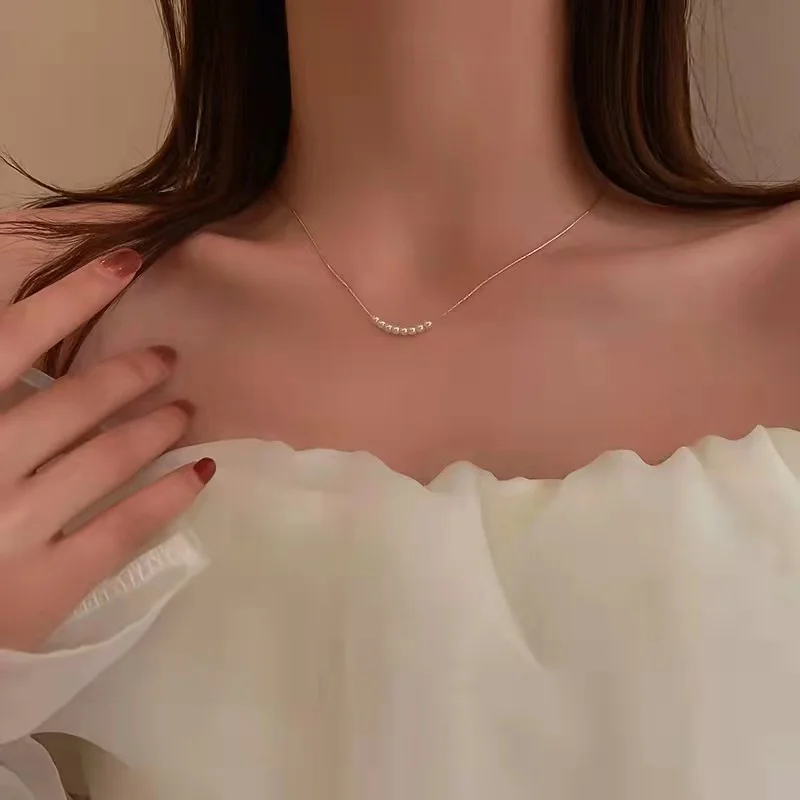 

South Korea contracted pearl geometric necklace female chain small minority light luxury clavicle chain cold free shipping