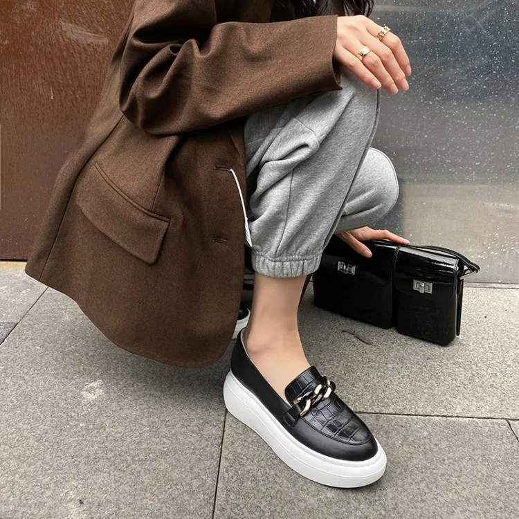 

MLJUESE 2021 Women Pumps Soft Cow leather Autumn Spring Chains Black color Checkered Round toe female High heels pumps size 40