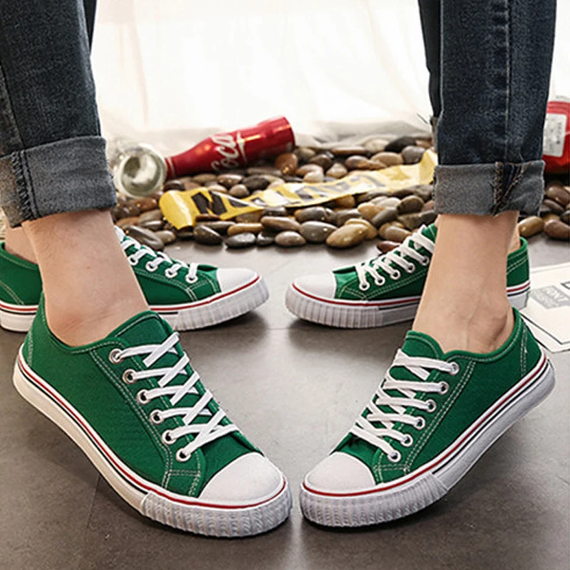 

Canvas Shoes Flat Casual Shoes Men Sneakers Classic Solid Lace-up Mens Shoe Casual White Black Red Couple Sneakers Low-cut NA-53