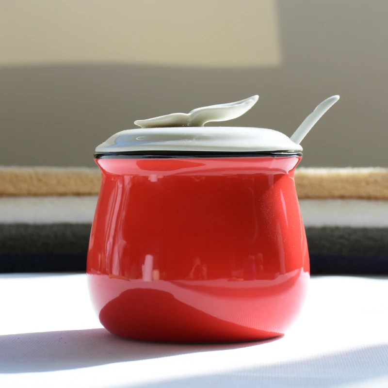 

Seasoning Ceramic Storage Box Sealed Coffee Fridge Tea Lids Herbs Storage Jars Smellproof Tarros Cocina Household Items GTJ50