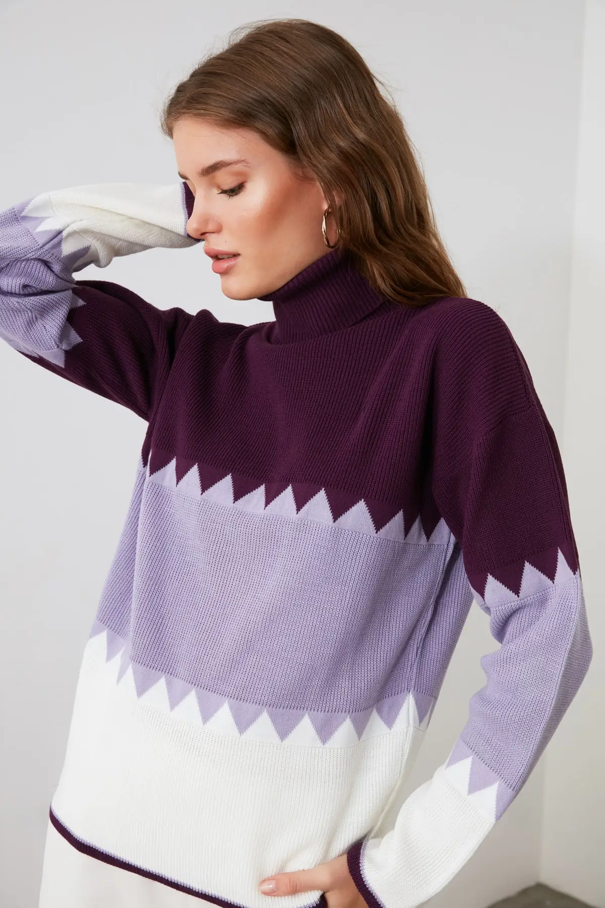 

Trendyol Zigzag Color Blocky Knitwear Sweater TWOAW21KZ1766