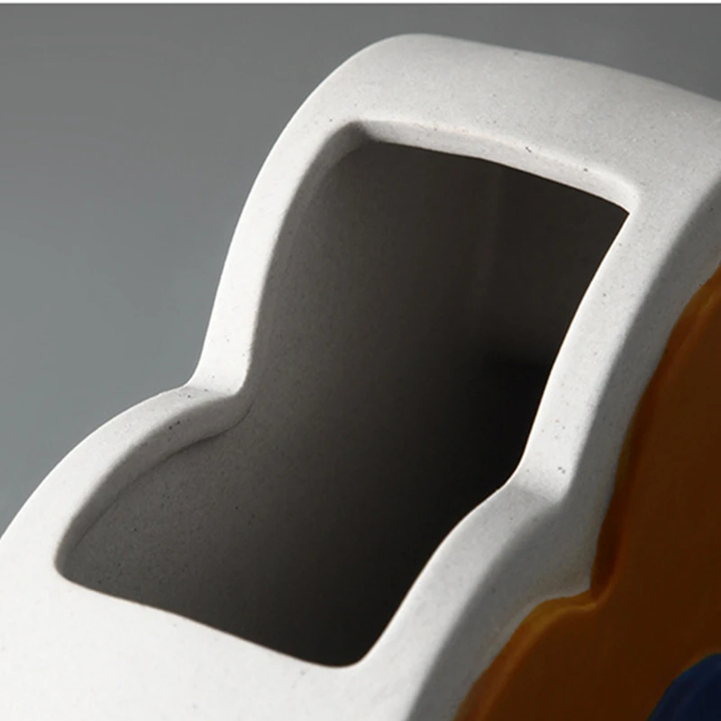 

Creative Ceramic Hand-painted Vase Living Room Personality Flower Girl Desktop Decorative Crafts Home Furnishings