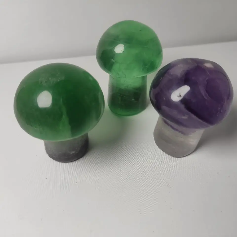 

1pcs Hot sale cute Natural fluorite mushroom engraving reiki healing crystals carving for home decoration