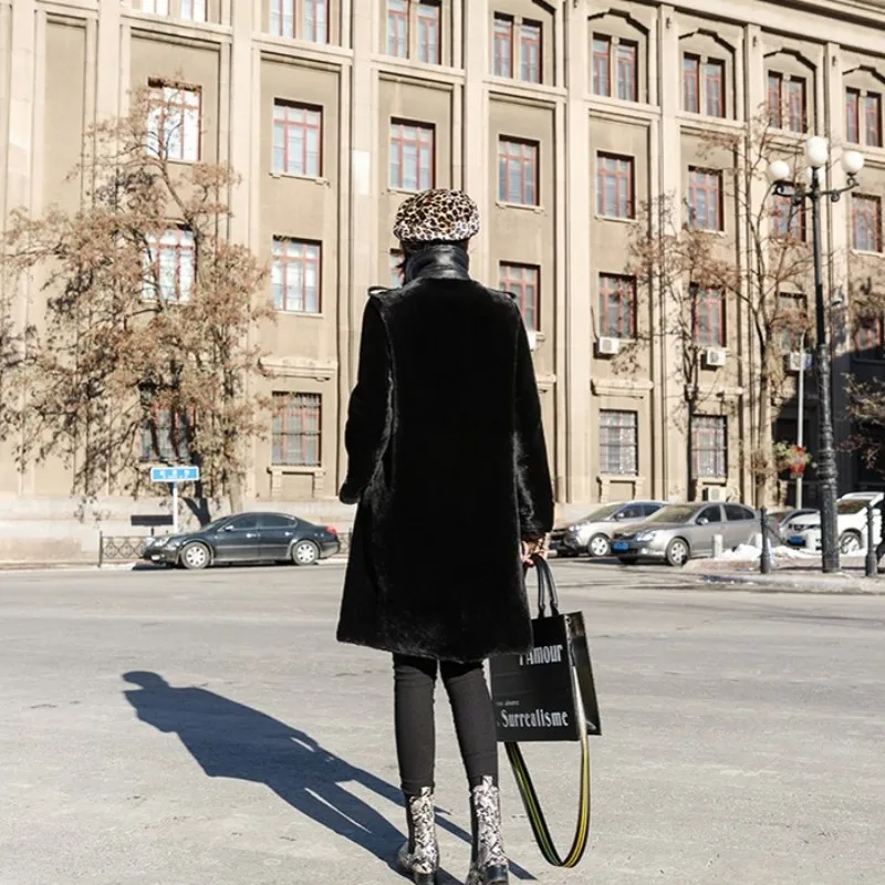 

Real Winter Women Fur Coat Sheepskin Real Shearling Overcoat Luxury Military Style Female Slim Fit Warm Natural Fur Long Jacket