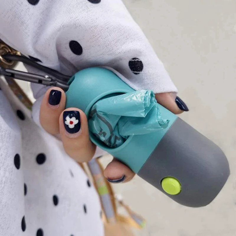 Одноразовый дозатор для поводка собак со встроенным светодиодным фонариком и